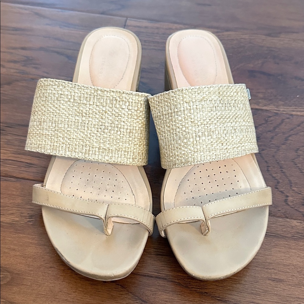 Reaction Kenneth Cole Tan Woven Sandals